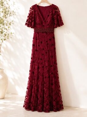 Mac Duggal 67712 Burgundy Embellished Floral Lace Evening Gown NWT Size 6